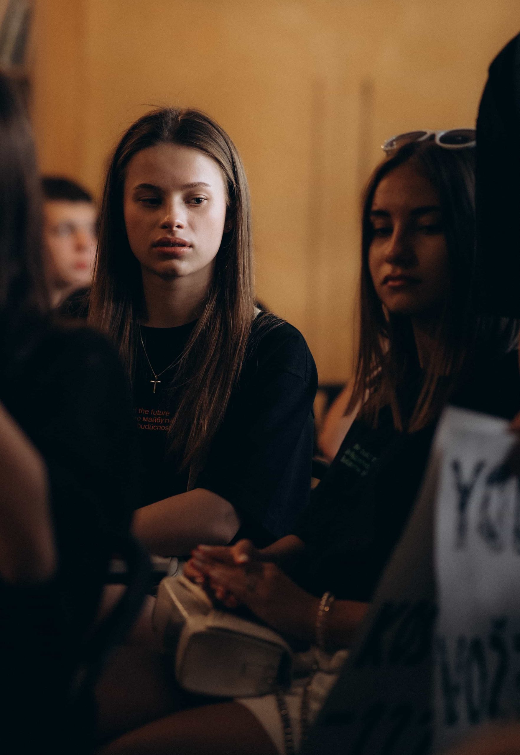 Студенти на підготовчій зустрічі