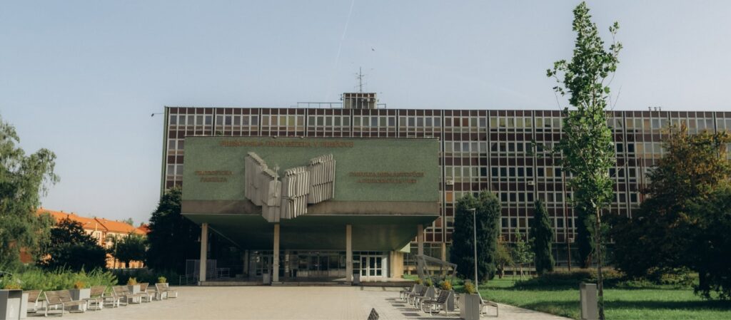 Прешовський університет